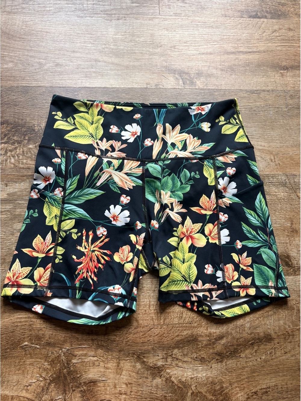 Ododos Women's Floral Print Athletic Shorts XL